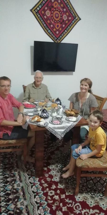 לינה וארוחת בוקר חיווה Naqqosh מראה חיצוני תמונה