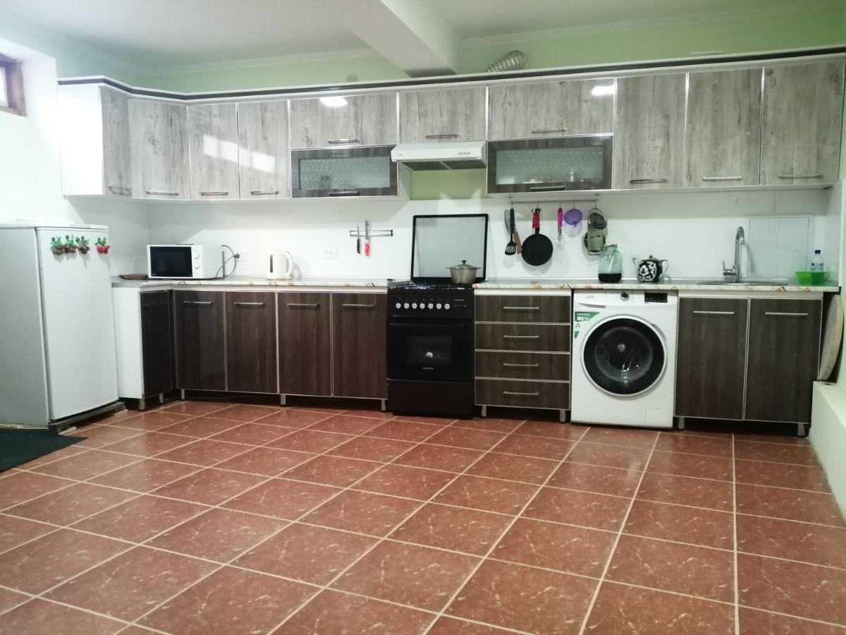 לינה וארוחת בוקר חיווה Naqqosh מראה חיצוני תמונה